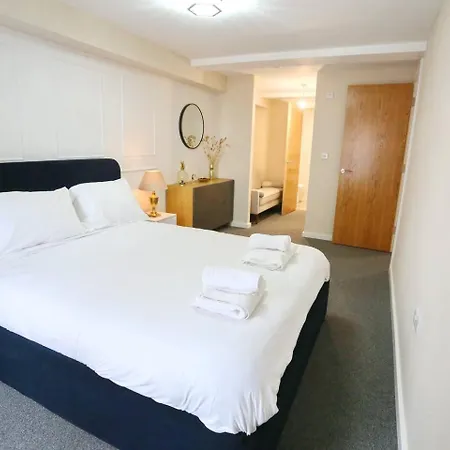 شقة Pass The Keys New Build With Free Parking 1 Mile From Center *