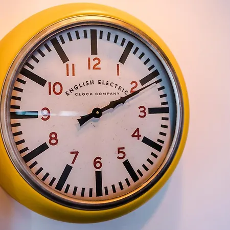 Holiday home Barton House - Sleeping 10 *