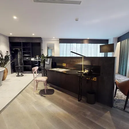 Voco - Centre By Ihg Hotel 4*