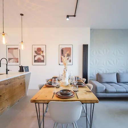 Scandinavian By The Heim * マンチェスター