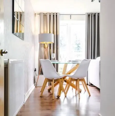 Near Centre, Etihad, Coop Live Apartman