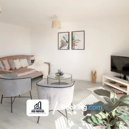 호텔 2 Bed Apt City Centre By Nyos Short Lets & Serviced