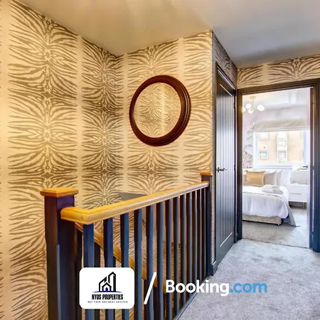 3 Bedroom By Nyos Short Lets & Serviced With Garden Сasa de vacaciones