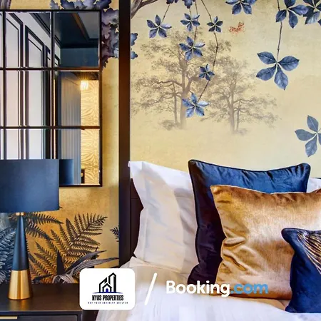 Дом отдыха 3 Bedroom By Nyos Short Lets & Serviced With Garden Манчестер