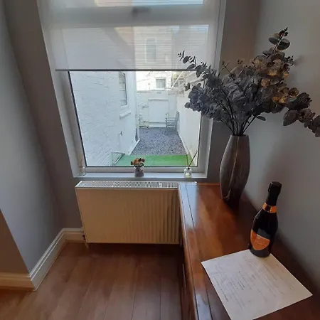 Casa vacanze Stylish 4 Bed House - 15 Min To Centre Manchester