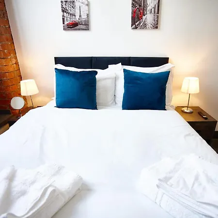 The Larimar Manchester