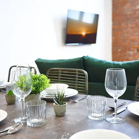 Apartment The Larimar Manchester