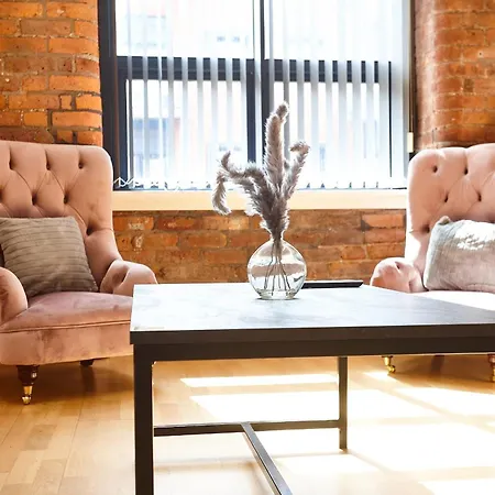 The Carnelian Manchester