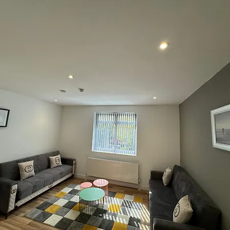 דירה Mk Apartments, Chorlton, Car Park