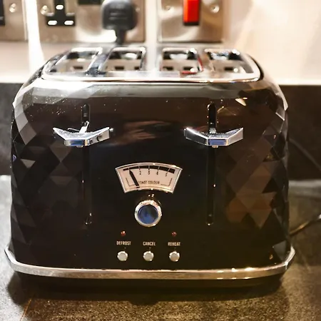 The Aquamarine Апартаменты Манчестер