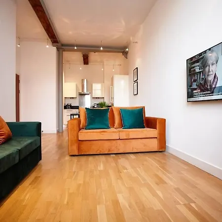 The Opal * Μάντσεστερ