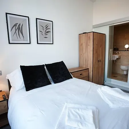 The Opal Apartment *