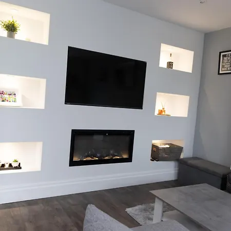 Carpe Diem - Stunning 4 Bed With Games Table Nyaraló