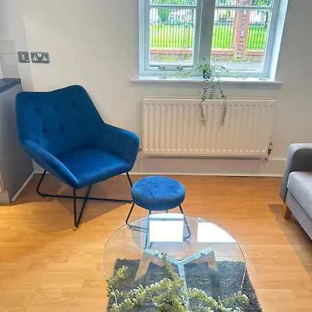 Spacious And Cosy Entire Flat