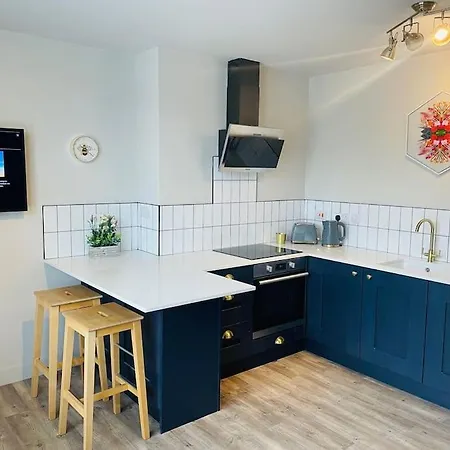 Apartment Brantwood 1 *