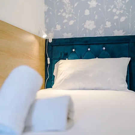 The Retreat Near Salford Quays Дом отдыха *