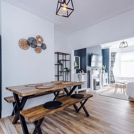 The Retreat Near Salford Quays Holiday home