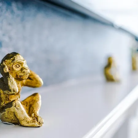 The Retreat Near Salford Quays * Манчестер