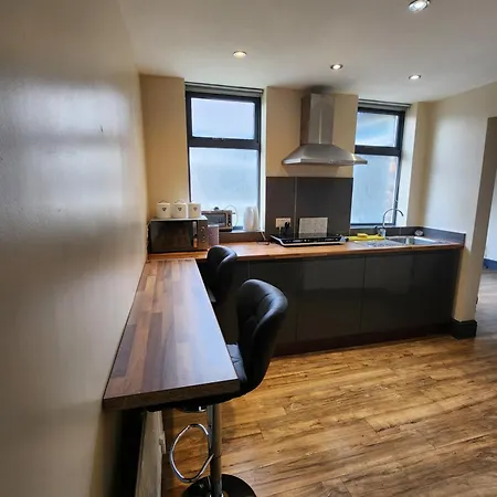 133b Park Road Stretford Манчестер