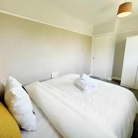 Apartment Kozyguru Spacious 3 Bedroom 8ppl Hse 50% Off Long Manchester