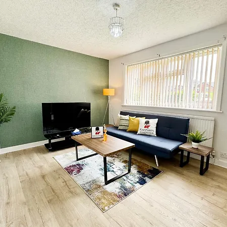 Kozyguru Spacious 3 Bedroom 8ppl Hse 50% Off Long Apartment Manchester