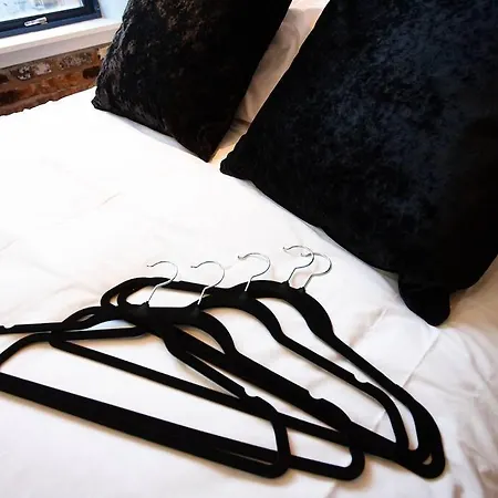 The Diamond Apartment *