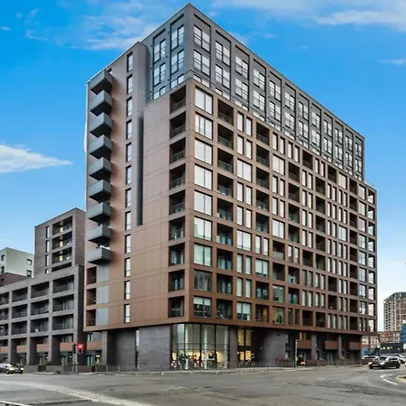 Modern 1-bed In Salford Manchester