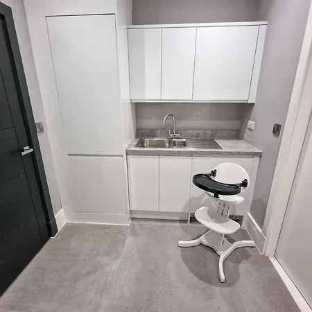 Luxury 5 Star Didsbury By Superhost *