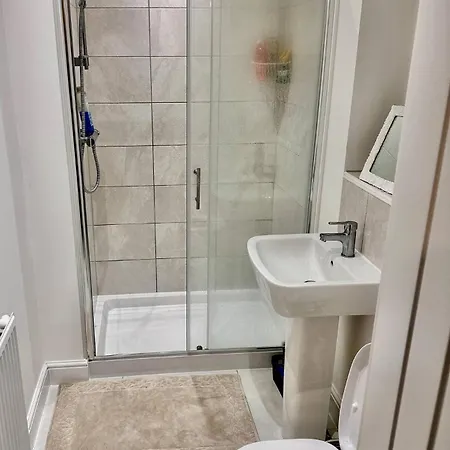 Centre In * Manchester