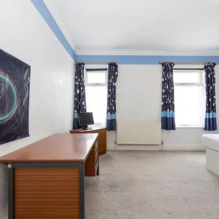 Guestready - Enchanting Life In Gorse Hill Casa de Férias *