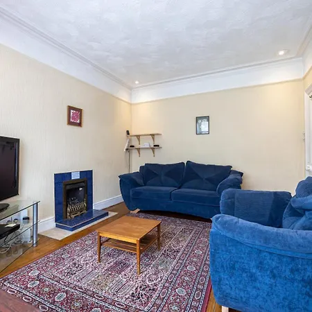 Casa de Férias Guestready - Enchanting Life In Gorse Hill *