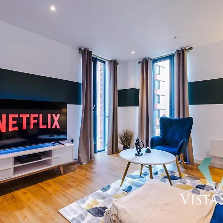 2Bdr Apartment By Vista Stays Short Lets & Serviced Accommodation Manchester With Pool Table & Free Wifi