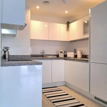 Apartmán Spacious 2 Bed Duplex Salford M5