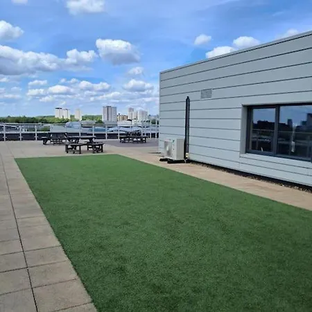 Spacious 2 Bed Duplex Salford M5 Apartmán Manchester