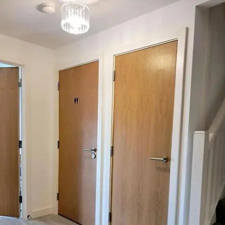 Apartmán Spacious 2 Bed Duplex Salford M5
