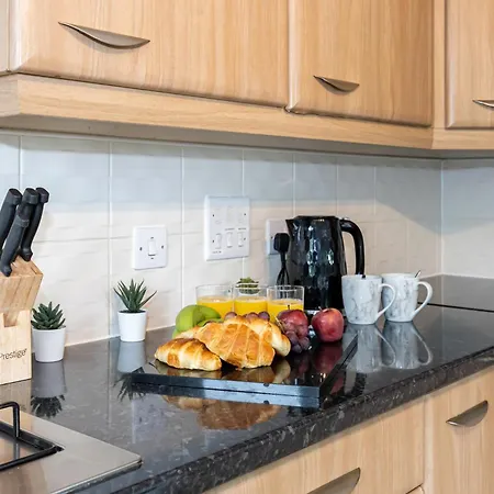 Near Centre, Etihad, Coop Live * Manchester