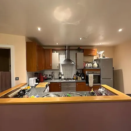 Family Retreat - Center * Manchester