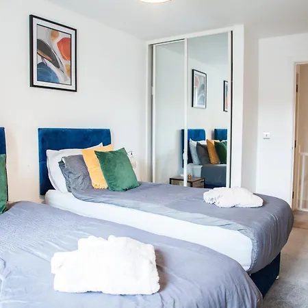 Apartment Luxury Lavish Duplex