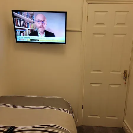 A Single Cosy In 4 Bedroom