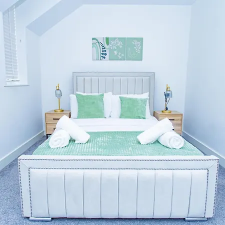 The Edge - Enjoy A Luxury Manchester