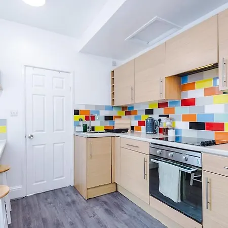 1 Bed Flat With Parking Manchester