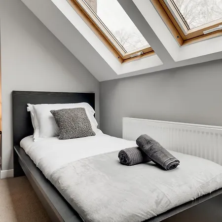 Park View * Manchester