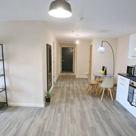 Apartmán Pass The Keys Free Parking New Build Mins From Manc Old Traff Manchester