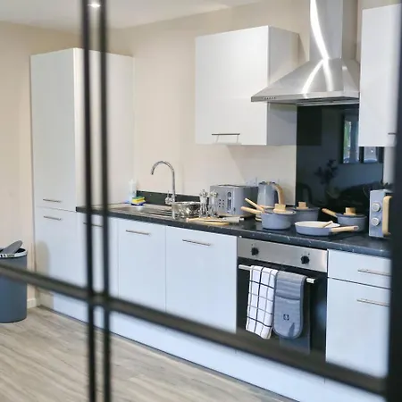 Pass The Keys Free Parking New Build Mins From Manc Old Traff Manchester