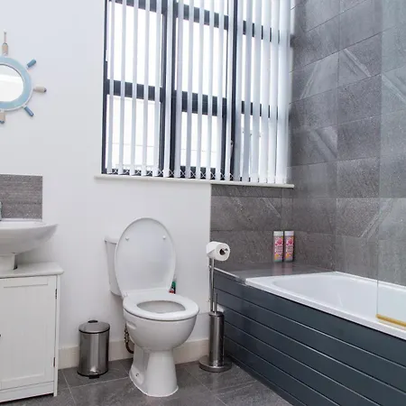 2bd Cozy Retreat With Parking Апартаменты