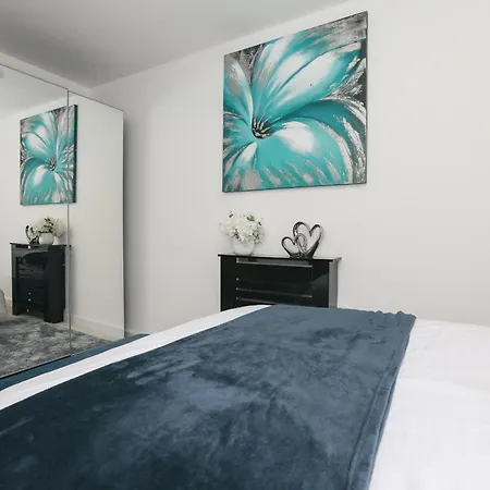 3g & Lets City Centre Apartament *