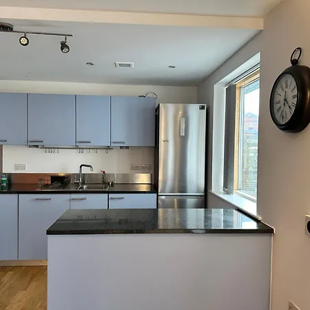 Apartament The Foundry- Stunning Top-floor In Centre