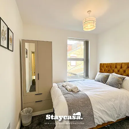 Gæstehus Ashfield Co-living - Private Self-cater Manchester