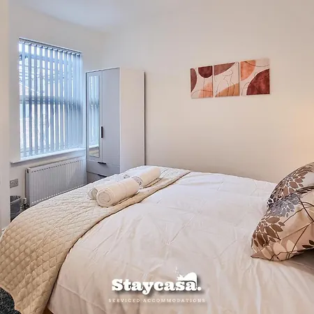 Ashfield Co-living - Private Self-cater Manchester