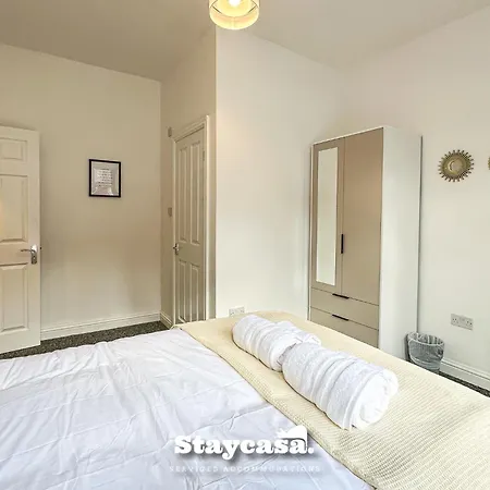 Ashfield Co-living - Private Self-cater Дом отдыха *